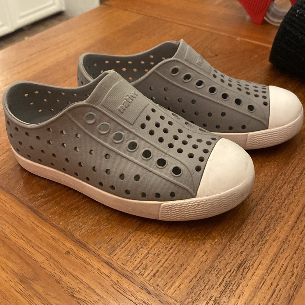 Native shoes - Picture 4 of 6